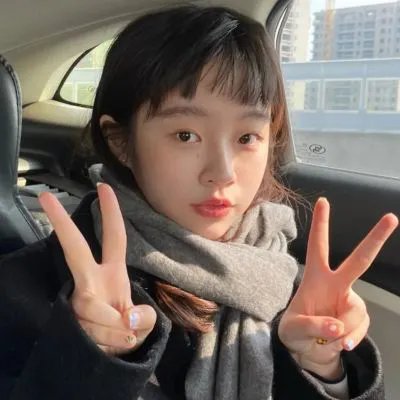 首相官邸前的人们