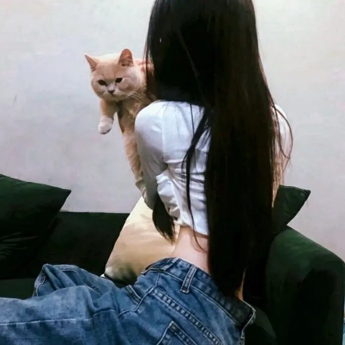 两个伊莲娜